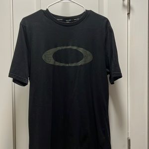 Oakley shirt
